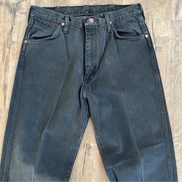Wrangler Vintage 90s Washed Black Cowboy Cut Long Straight Leg Jeans - Picture 3 of 9
